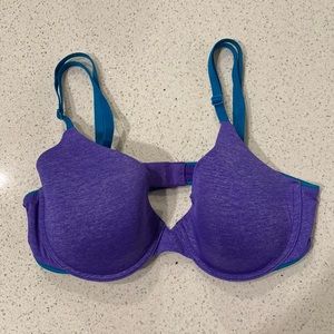 Victoria’s Secret t shirt bra